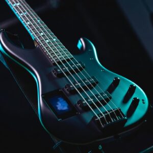 StrAI L bass